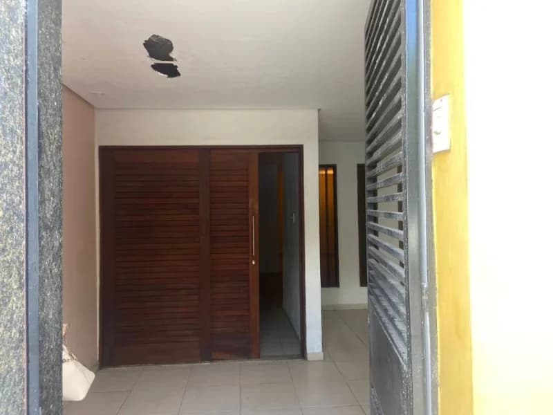 Foto 11 de 19: Casa em leilão em Vitória De Santo Antão - PE — Casa - Vitória de Santo Antão - PE