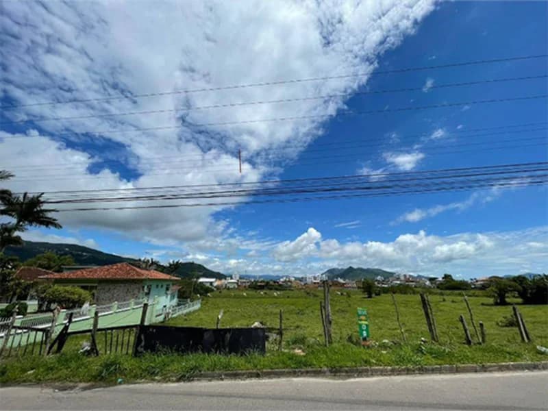 Foto 1 de 20: Terreno em leilão em Biguaçu - SC — Terreno - Biguaçu - SC