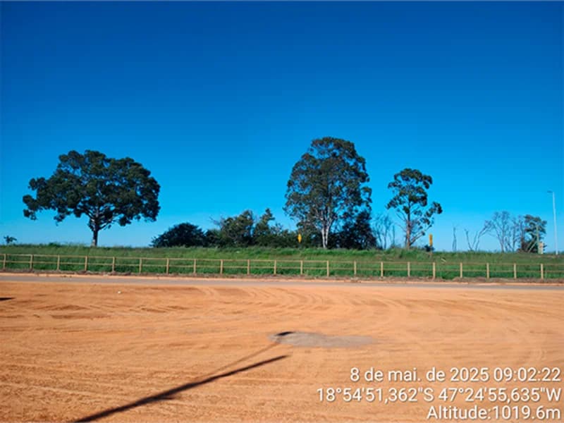 Foto 12 de 16: Terreno em leilão em Monte Carmelo - MG, bairro Celso Bueno — Terreno - Monte Carmelo - MG