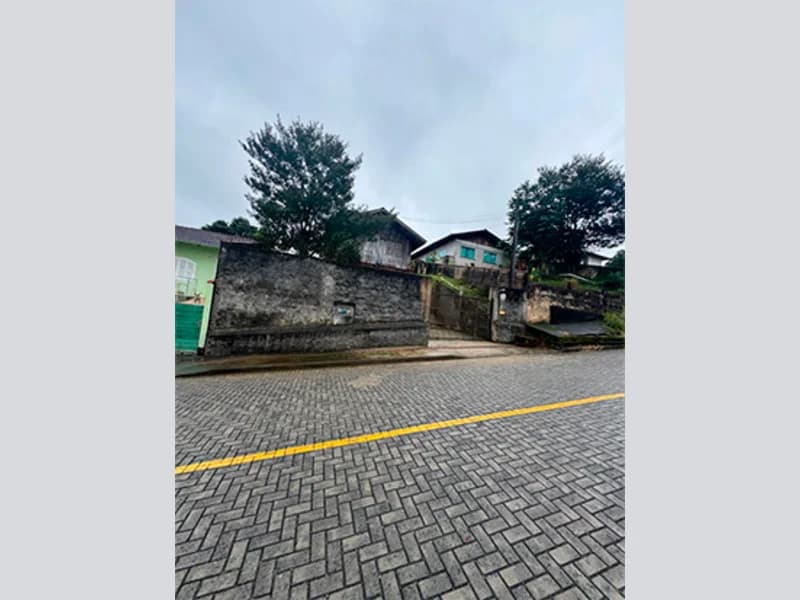Foto 1 de 6: Casa em leilão em Joinville - SC, bairro Itaum — Casa - Joinville - SC