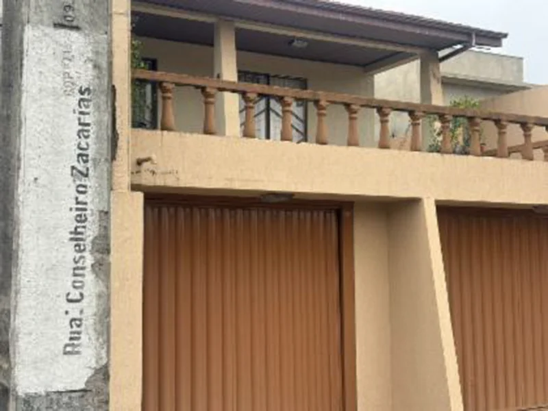 Foto 2 de 5: Casa em leilão em Irati - PR, bairro Canisianas — Casa - Irati - PR