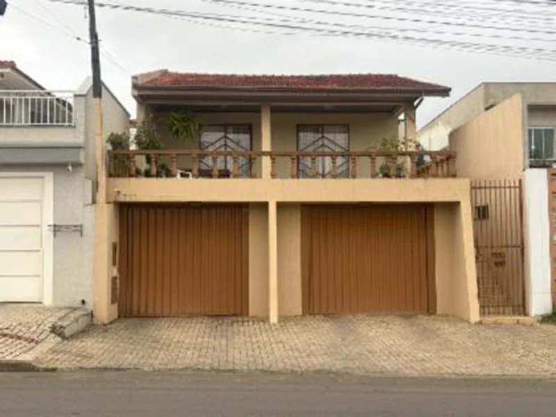 Foto 1 de 5: Casa em leilão em Irati - PR, bairro Canisianas — Casa - Irati - PR