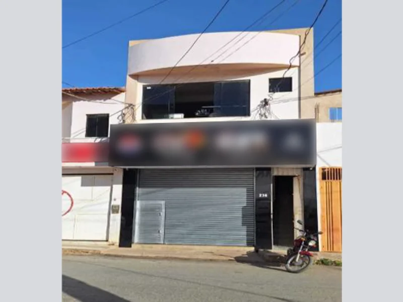 Foto 5 de 5: Comercial em leilão em Irecê - BA, bairro Centro — Prédio - Irecê - BA