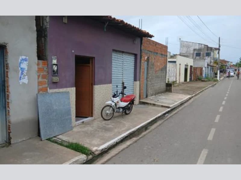 Foto 1 de 7: Casa em leilão em Conceição Do Lago-açu - MA, bairro Centro — Casa - Conceição do Lago-açu - MA