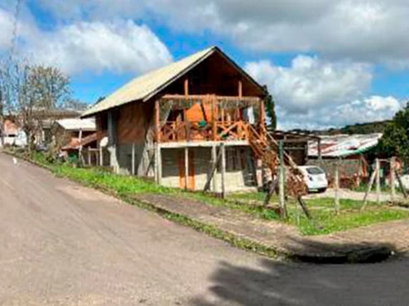 Foto 4 de 14: Casa em leilão em Canela - RS, bairro Jardim das Fontes — Casa - Canela - RS