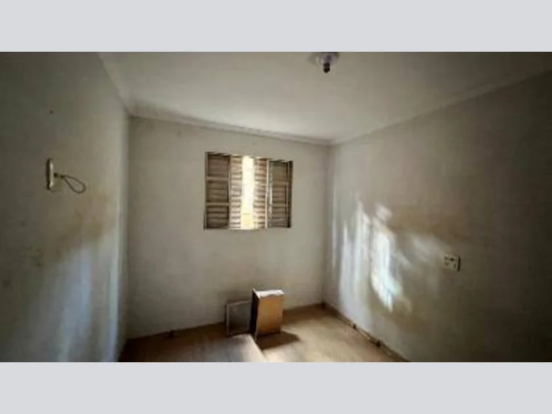 Foto 1 de 15: Apartamento em leilão em Birigui - SP, bairro Quemil — Apartamento - Birigui - SP