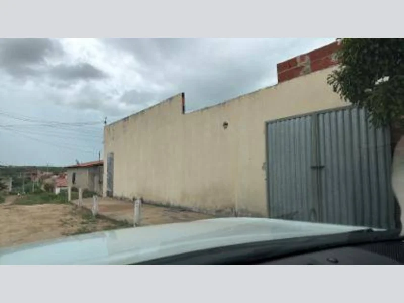Foto 9 de 10: Casa em leilão em Canindé - CE, bairro Canindézinho — Casa - Canindé - CE