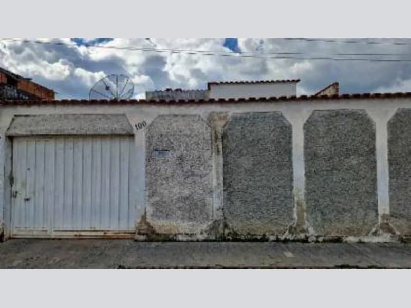 Foto 5 de 13: Casa em leilão em Cachoeira Paulista - SP, bairro Vila Carmem — Casa - Cachoeira Paulista - SP