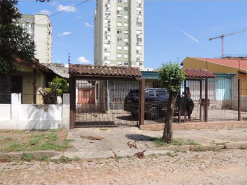Foto 2 de 19: Casa em leilão em Porto Alegre - RS, bairro Cavalhada — Casa - Porto Alegre - RS