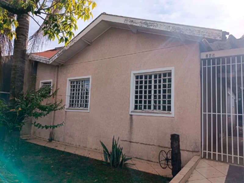 Foto 1 de 4: Casa em leilão em Cambé - PR, bairro Conjunto Habitacional Tancredo de A Neves — Casa - Cambé - PR