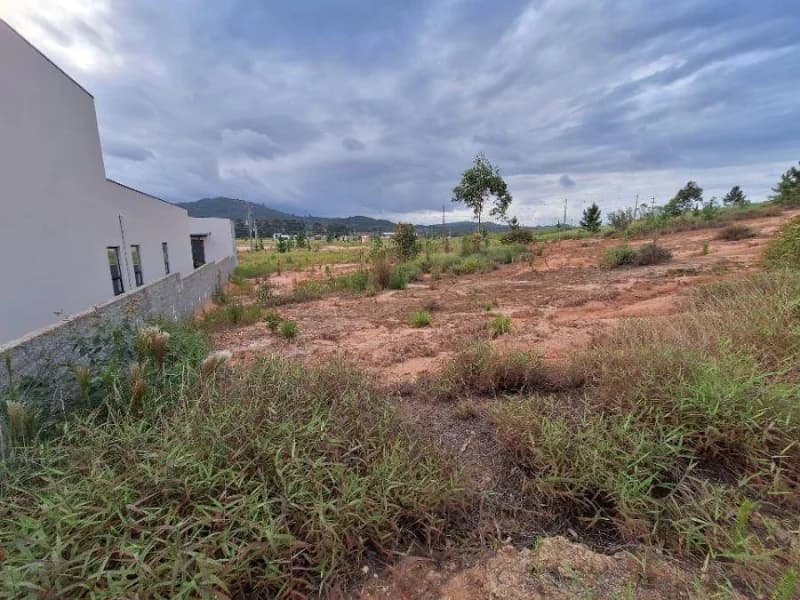 Foto 2 de 4: Terreno em leilão em Governador Celso Ramos - SC, bairro Areias de Baixo — Loteamento - Governador Celso Ramos - SC