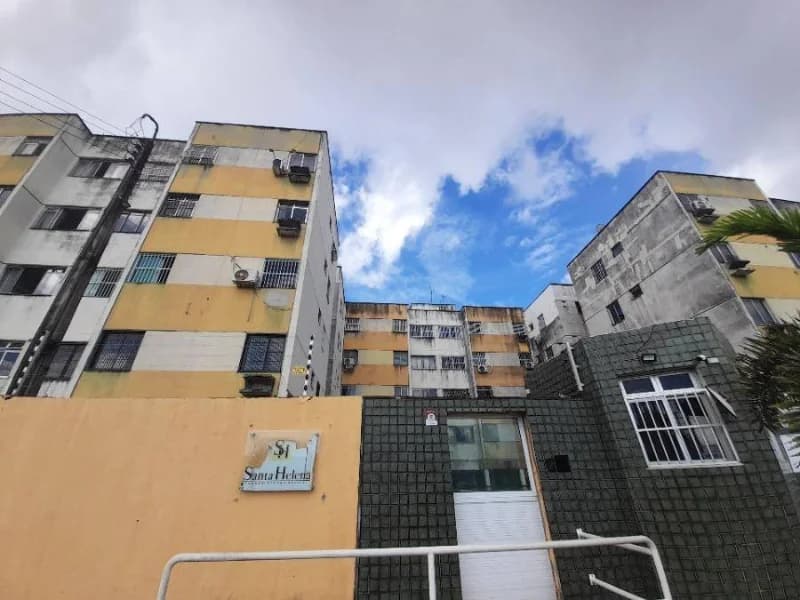 Foto 4 de 7: Apartamento em leilão em Fortaleza - CE, bairro Cidade dos Funcionarios — Apartamento - Fortaleza - CE