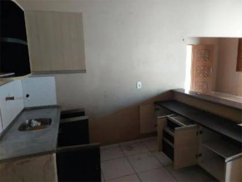 Foto 3 de 42: Casa em leilão em Fortaleza - CE, bairro Guajeru — Casa - Fortaleza - CE