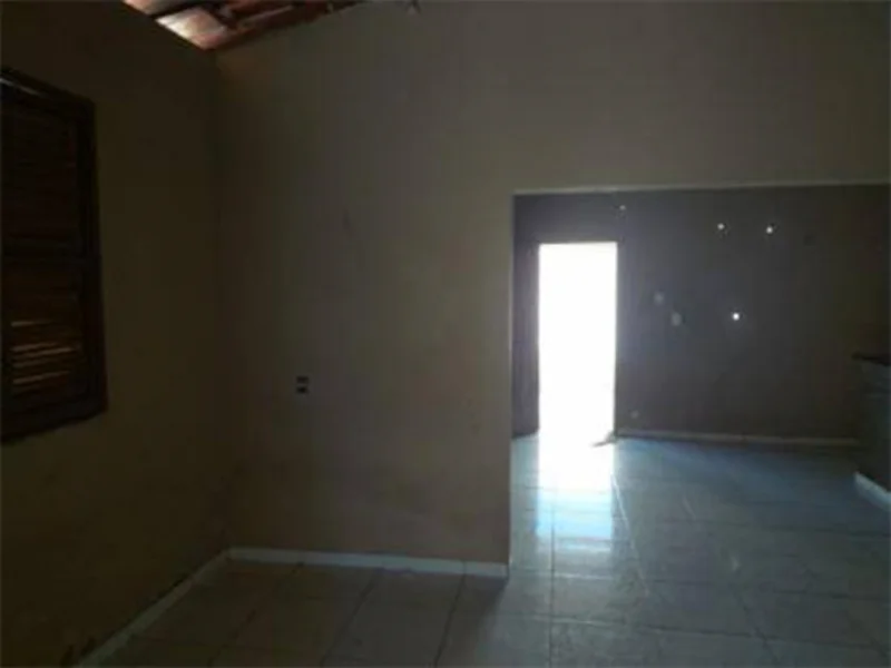 Foto 12 de 42: Casa em leilão em Fortaleza - CE, bairro Guajeru — Casa - Fortaleza - CE