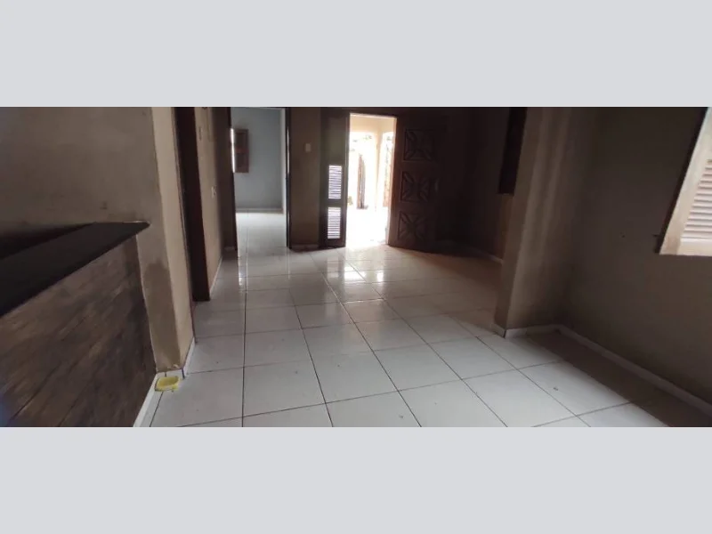 Foto 16 de 42: Casa em leilão em Fortaleza - CE, bairro Guajeru — Casa - Fortaleza - CE