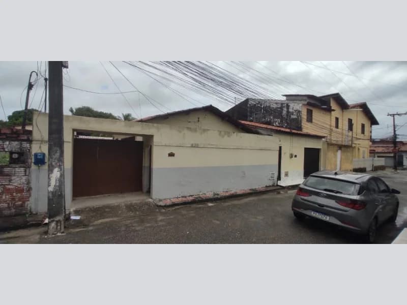 Foto 21 de 42: Casa em leilão em Fortaleza - CE, bairro Guajeru — Casa - Fortaleza - CE