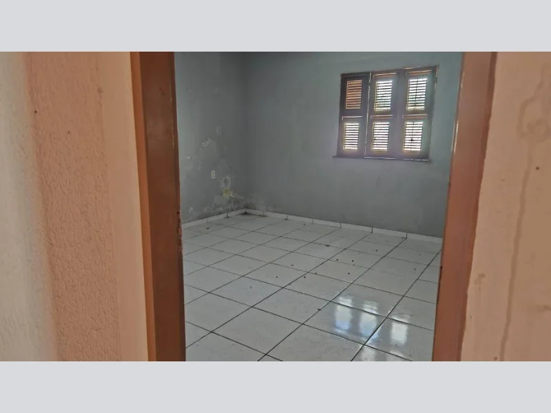 Foto 29 de 42: Casa em leilão em Fortaleza - CE, bairro Guajeru — Casa - Fortaleza - CE