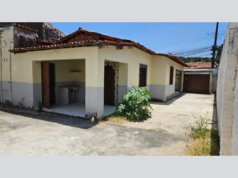 Foto 42 de 42: Casa em leilão em Fortaleza - CE, bairro Guajeru — Casa - Fortaleza - CE