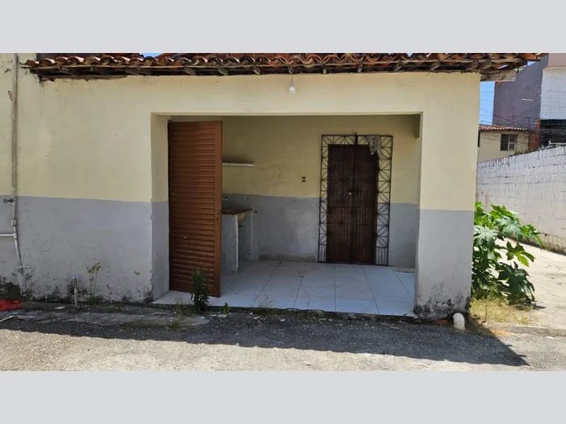 Foto 40 de 42: Casa em leilão em Fortaleza - CE, bairro Guajeru — Casa - Fortaleza - CE