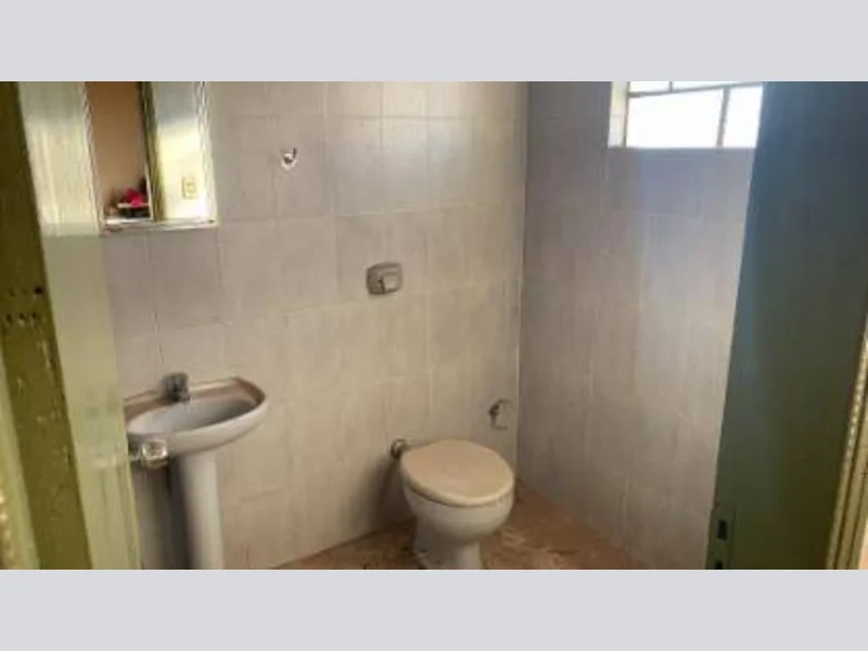 Foto 2 de 9: Casa em leilão em Bauru - SP, bairro Parque Alto Sumare — Casa - Bauru - SP