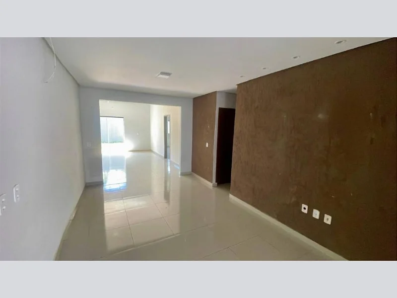 Foto 20 de 23: Casa em leilão em Quirinópolis - GO, bairro Talismã — Casa - Quirinópolis - GO