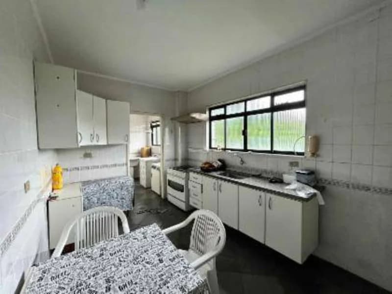 Foto 9 de 25: Apartamento em leilão em Guarujá - SP, bairro Pitangueiras — Apartamento - Guarujá - SP