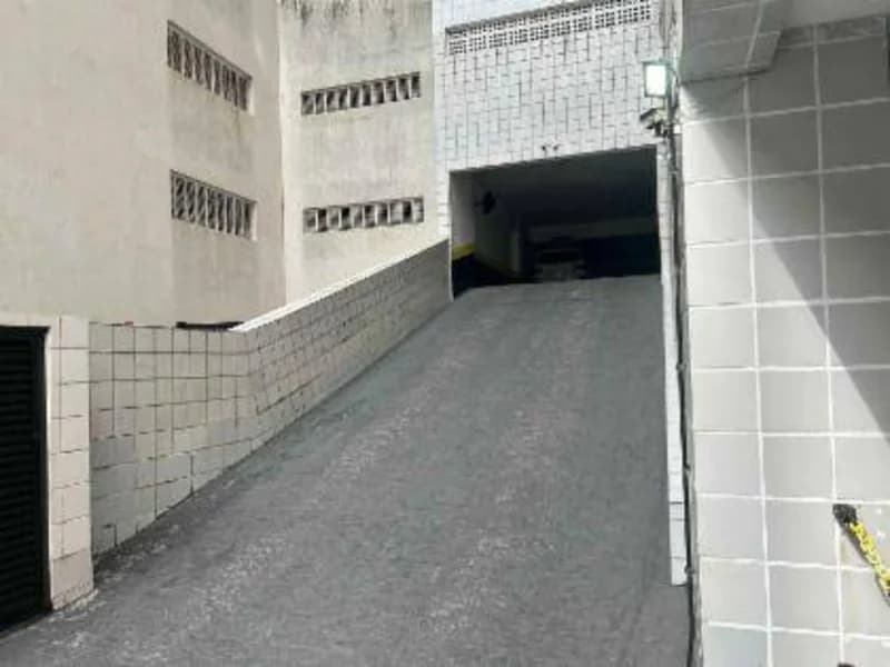 Foto 19 de 25: Apartamento em leilão em Guarujá - SP, bairro Pitangueiras — Apartamento - Guarujá - SP