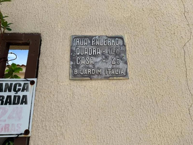 Foto 3 de 30: Casa em leilão em Cuiabá - MT, bairro Jardim Itália — Casa - Cuiabá - MT