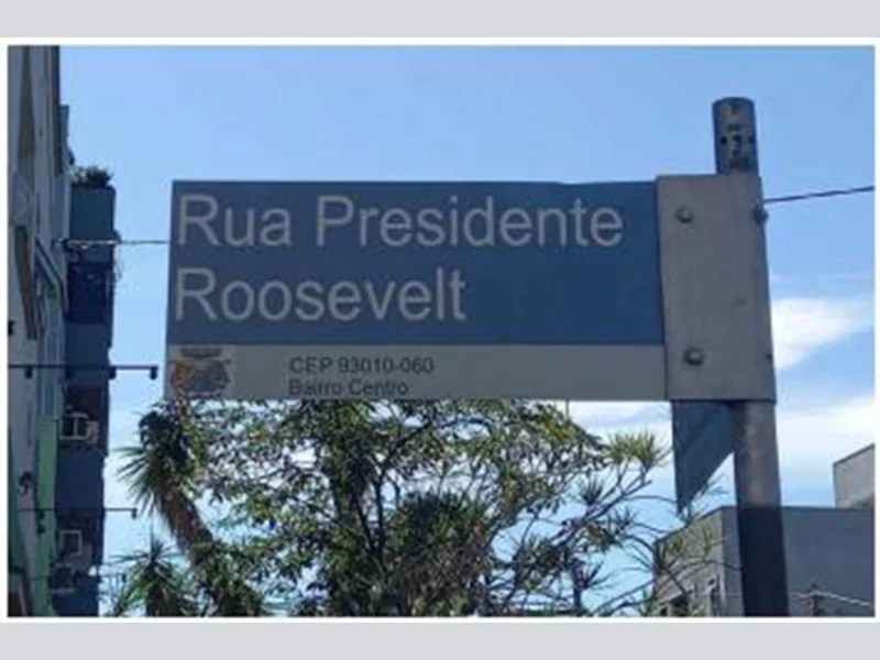 Foto 2 de 9: Casa em leilão em São Leopoldo - RS, bairro Centro — Casa - São Leopoldo - RS