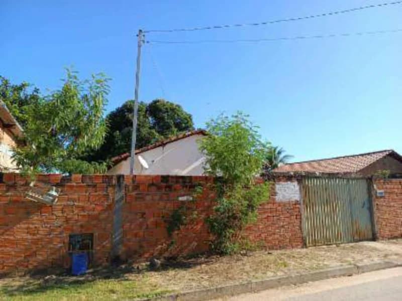 Foto 6 de 45: Casa em leilão em Urucuia - MG, bairro Rutilante — Casa - Urucuia - MG