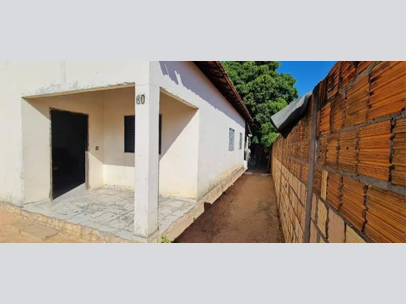 Foto 13 de 45: Casa em leilão em Urucuia - MG, bairro Rutilante — Casa - Urucuia - MG