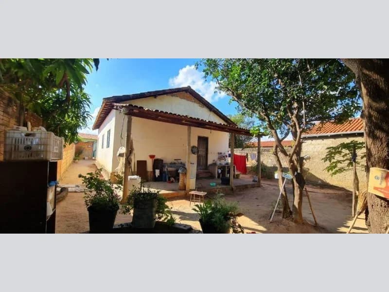 Foto 35 de 45: Casa em leilão em Urucuia - MG, bairro Rutilante — Casa - Urucuia - MG