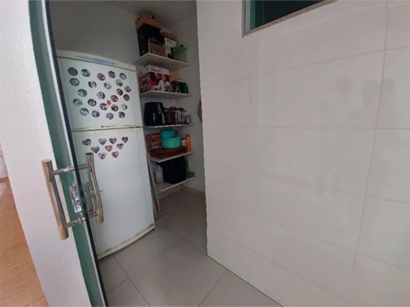 Foto 9 de 57: Casa em leilão em Uberlândia - MG, bairro Jardim das Palmeiras — Casa - Uberlândia - MG