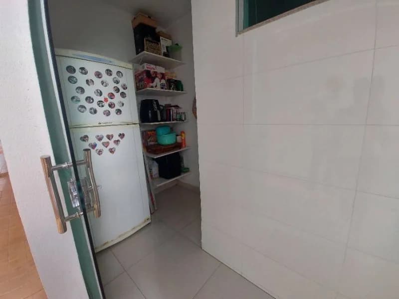 Foto 31 de 57: Casa em leilão em Uberlândia - MG, bairro Jardim das Palmeiras — Casa - Uberlândia - MG
