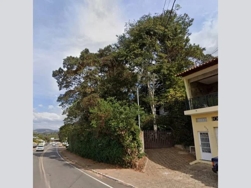 Foto 7 de 7: Casa em leilão em Caxambu - MG, bairro Belvedere — Casa - Caxambu - MG
