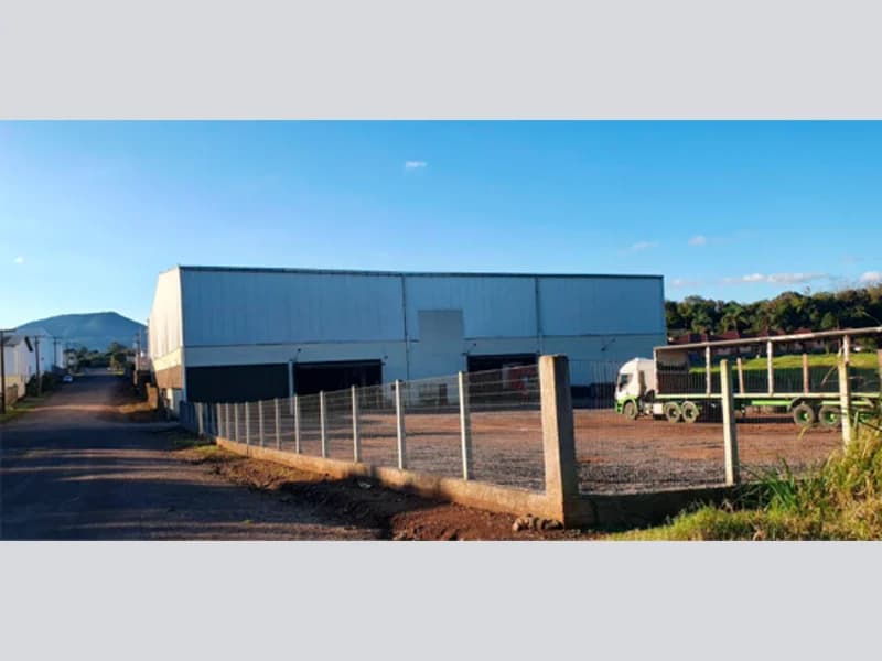 Foto 4 de 7: Comercial em leilão em Teutônia - RS, bairro Teutônia — Prédio Industrial - Teutônia - RS