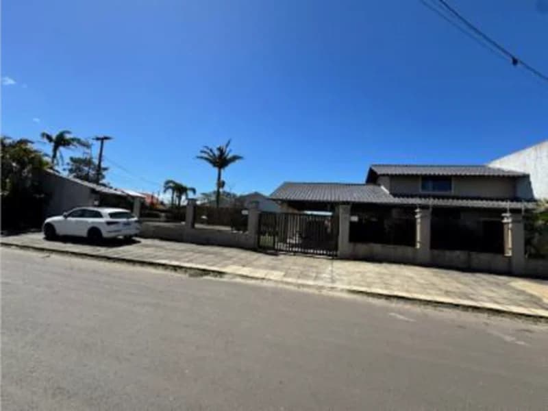 Foto 2 de 7: Casa em leilão em Imbé - RS, bairro Centro — Casa - Imbé - RS