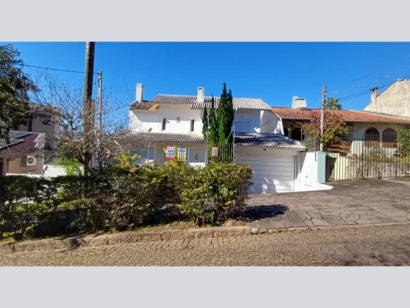 Foto 1 de 3: Casa em leilão em Porto Alegre - RS, bairro Chácara das Pedras — Casa - Porto Alegre - RS