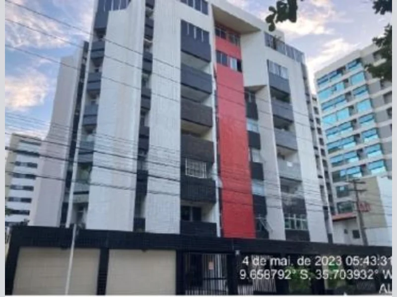 Apartamento em leilão em Maceió - AL, bairro Ponta Verde — Apartamento - Maceió - AL