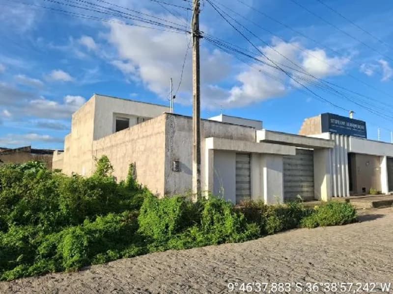 Casa em leilão em Arapiraca - AL, bairro Verdes Campos — Casa - Arapiraca - AL