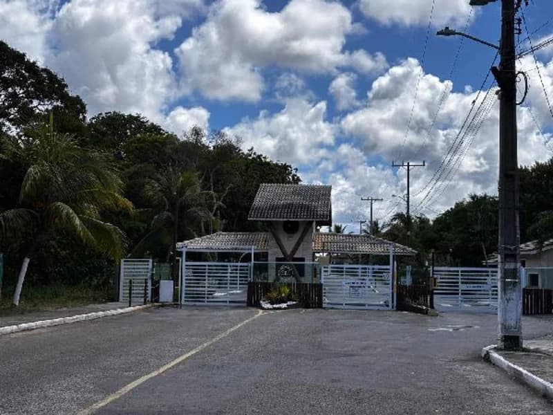 Casa em leilão em Camaçari - BA, bairro Recanto das Árvores — Casa - Camaçari - BA
