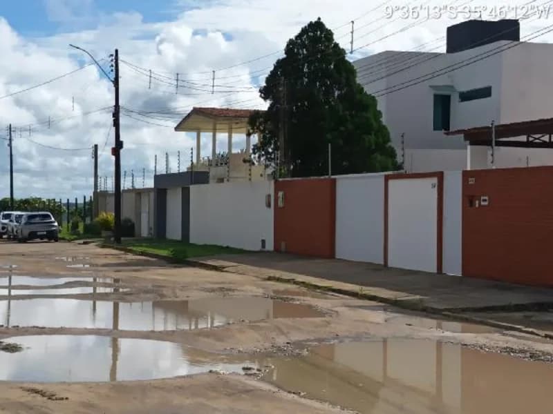 Casa em leilão em Maceió - AL, bairro Santa Amélia — Casa - Maceió - AL