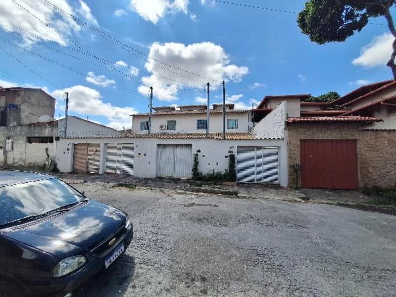 Casa em leilão em Belo Horizonte - MG, bairro Piratinininga — Casa - Belo Horizonte - MG