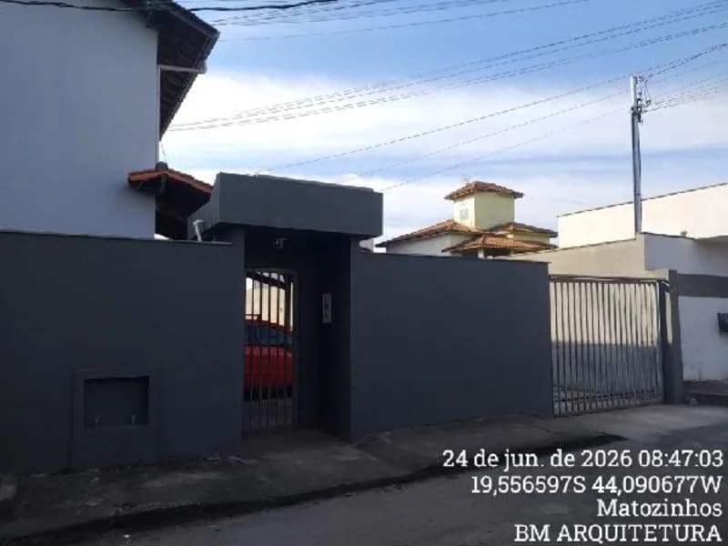 Casa em leilão em Matozinhos - MG, bairro Centro — Casa - Matozinhos - MG
