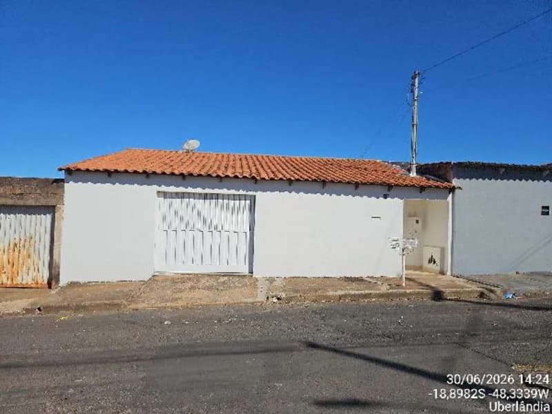 Casa em leilão em Uberlândia - MG — Casa - Uberlândia - MG