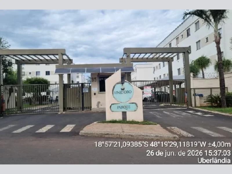 Apartamento em leilão em Uberlândia - MG, bairro Jardim Holanda — Apartamento - Uberlândia - MG