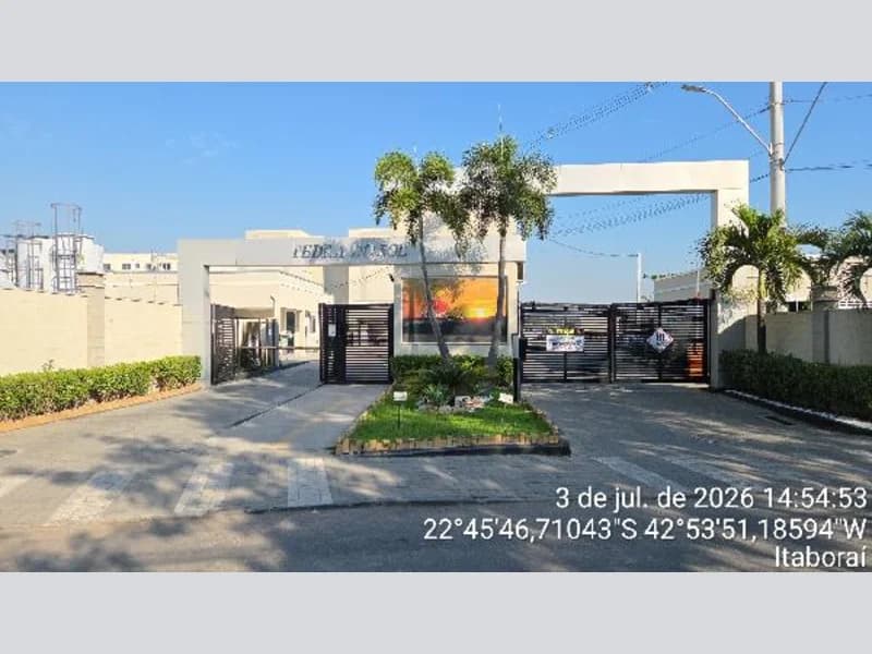 Apartamento em leilão em Itaboraí - RJ, bairro Tres Pontes — Apartamento - Itaboraí - RJ