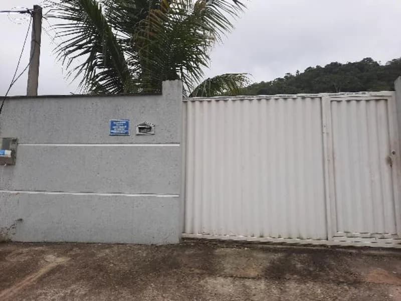 Casa em leilão em Maricá - RJ — Casa - Maricá - RJ