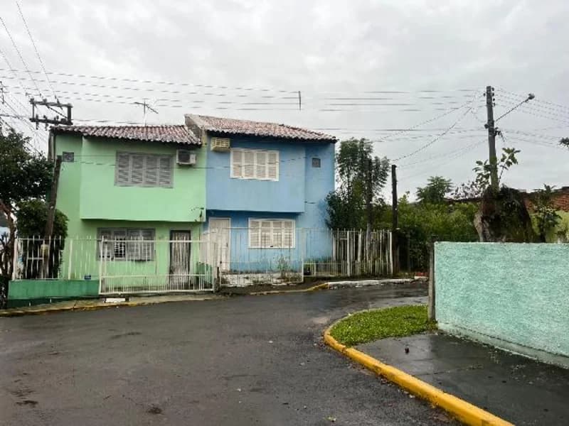 Casa em leilão em Cachoeirinha - RS, bairro Vila Parque Brasil — Casa - Cachoeirinha - RS