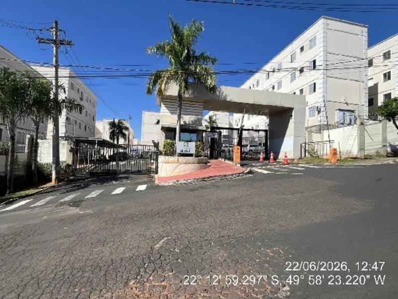 Apartamento em leilão em Marília - SP — Apartamento - Marília - SP